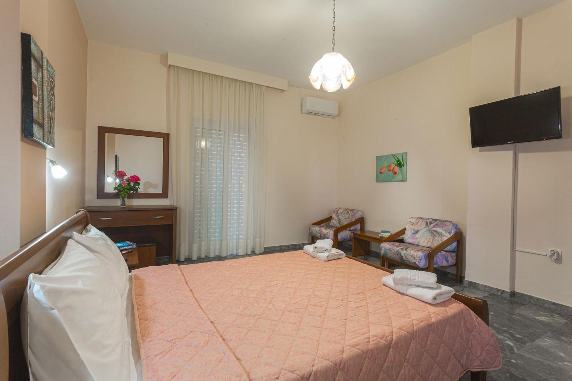 Remvi Hotel - Apartments Stoúpa 部屋 写真