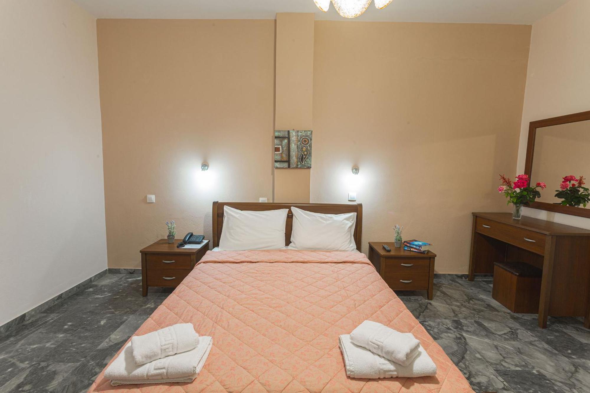 Remvi Hotel - Apartments Stoúpa 部屋 写真