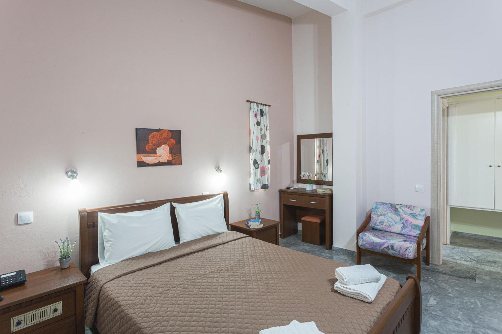 Remvi Hotel - Apartments Stoúpa 部屋 写真